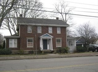 242 Pleasant St UNIT 242, Marblehead, MA 01945