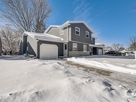 3rd image of 17-19 O'Brien Ct