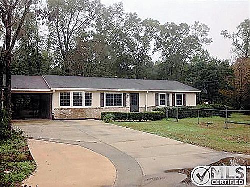 1st image of 807 Peggy Dr