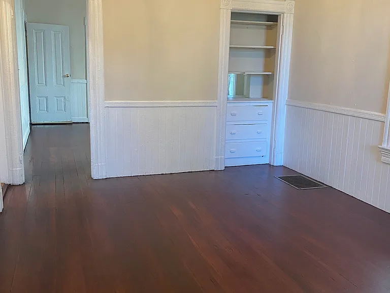 813 Wood St — Photo 6