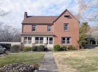 205 Stonewall Ave, Swannanoa, NC 28778