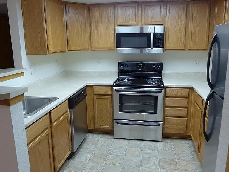 2802 Sundown Ln #J101 — Photo 2