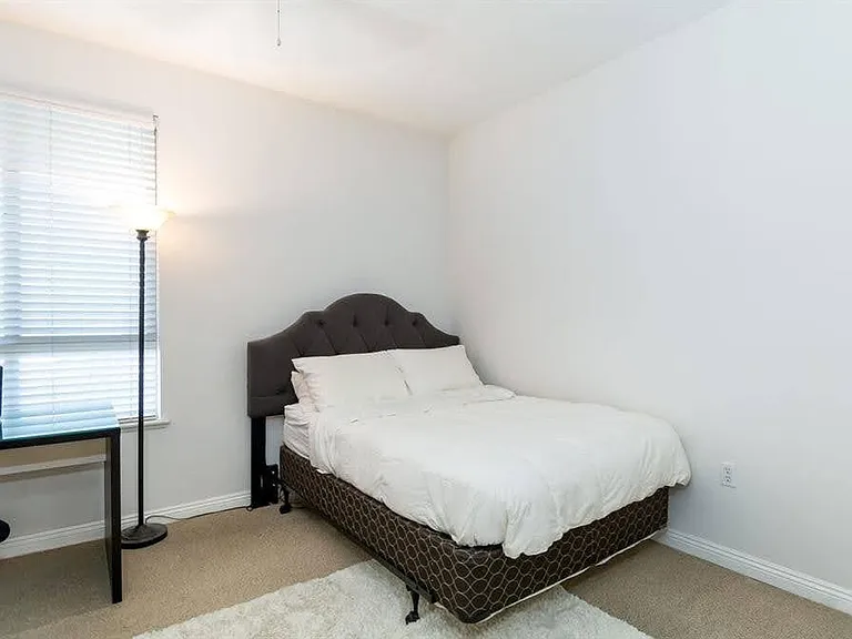 100 S Alameda St #120 — Photo 6