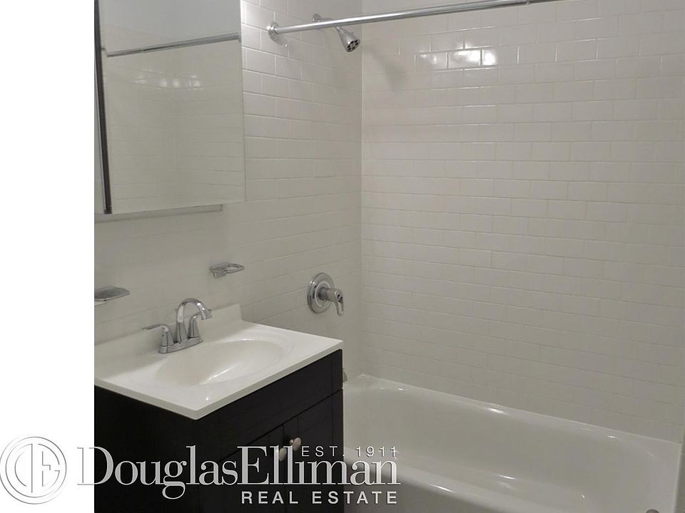 2nd image of 207 E 89th St APT A4