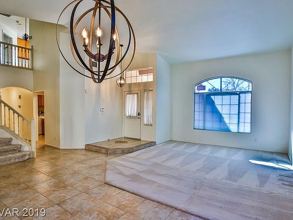 5th image of 246 Brook Hollow Ct