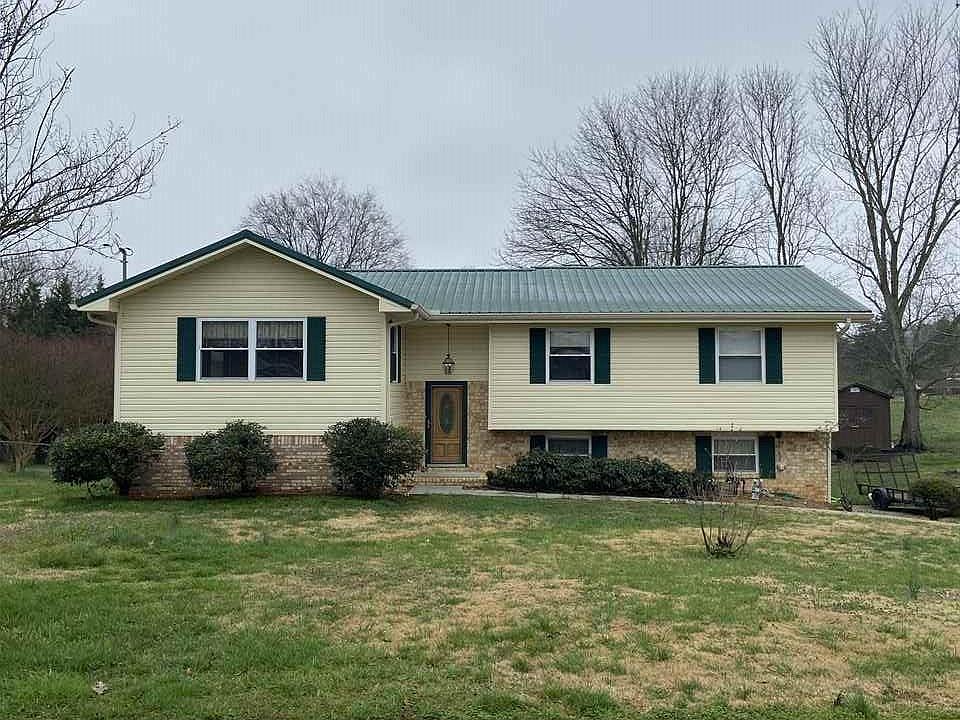 1st image of 193 Oakwood Cir NE