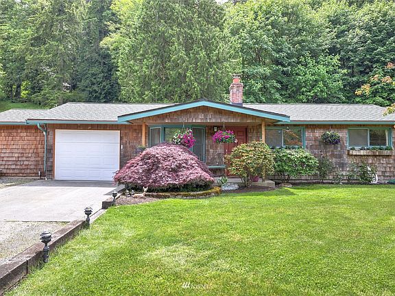 Well maintained rambler in Issaquah School Dist.  