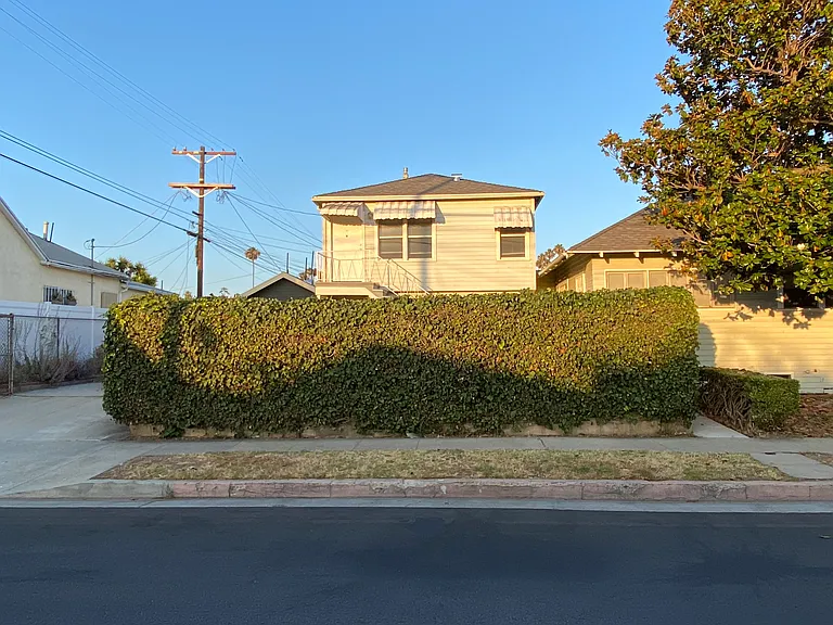 2914 Cimarron St — Photo 1