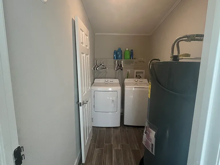 16160 Sarasota St — Photo 9