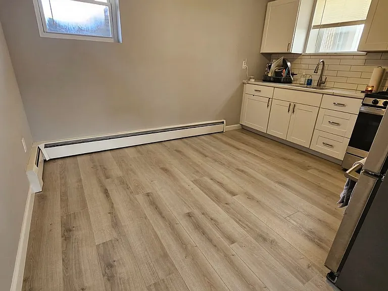 15 Dell Glen Ave #1 — Photo 4