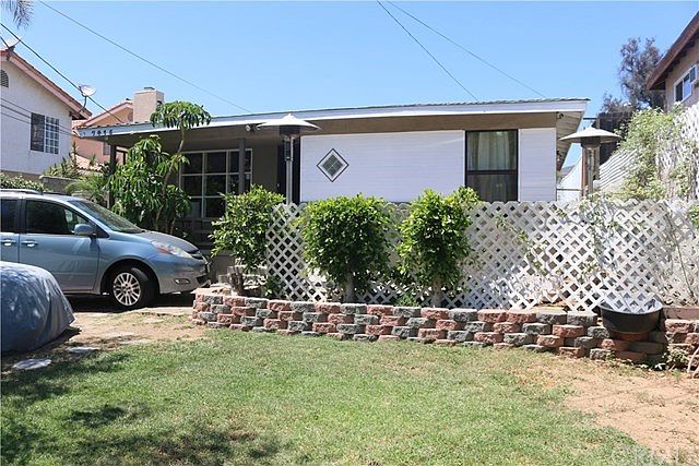 1st image of 7415 Graves Ave
