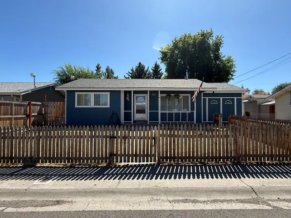 907 W 3rd St, Alturas, CA 96101