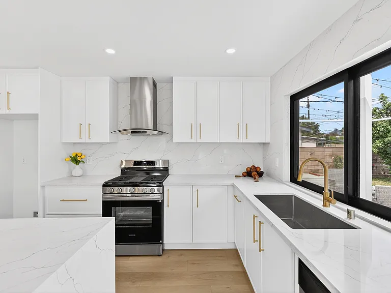 16231 Septo St — Photo 11