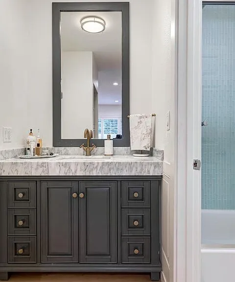 141 S Clark Dr #208 — Photo 24