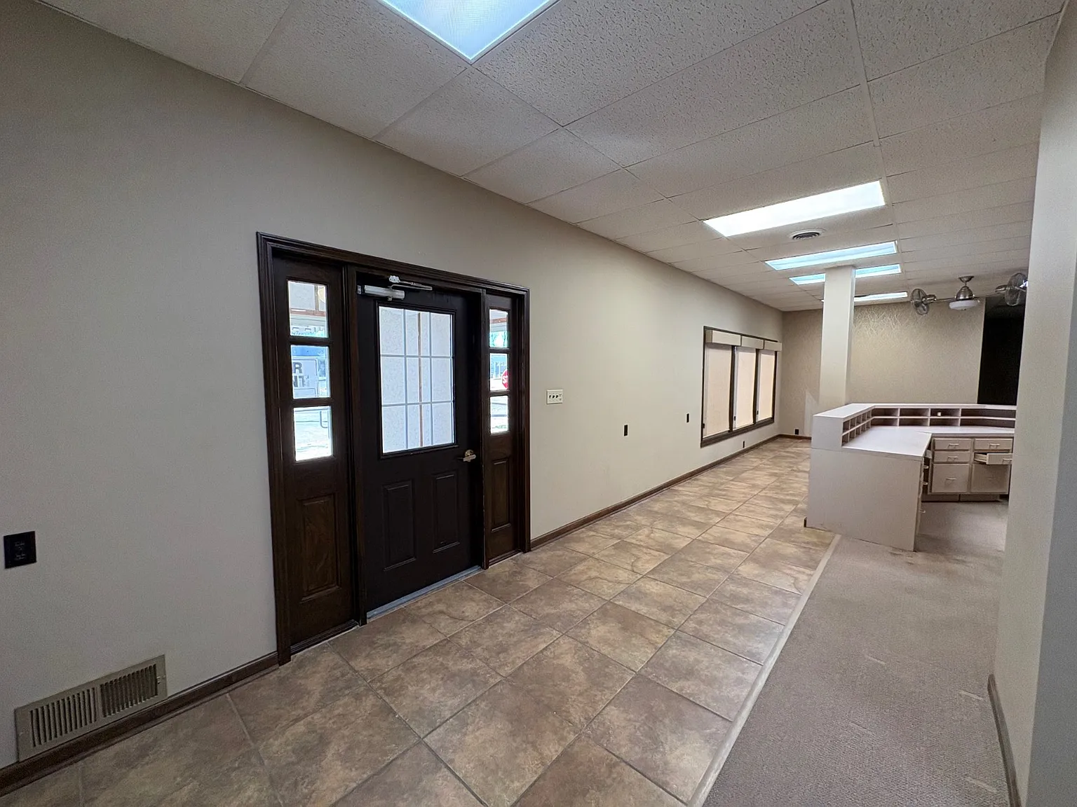 Studio, 1.5 bath, 2500 sqft, $1,700 — Photo 3