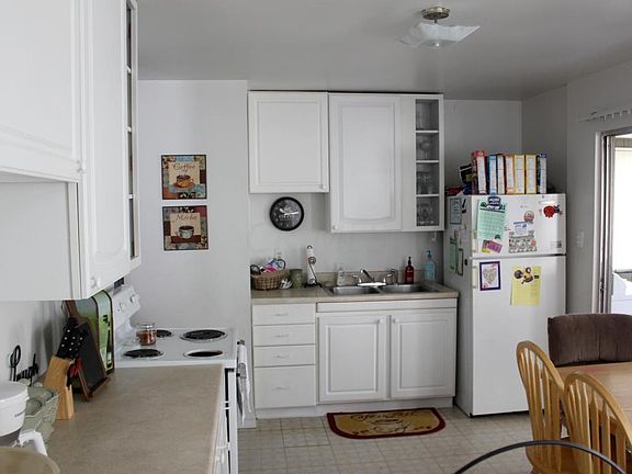 5th image of 3550 Paxton Dr