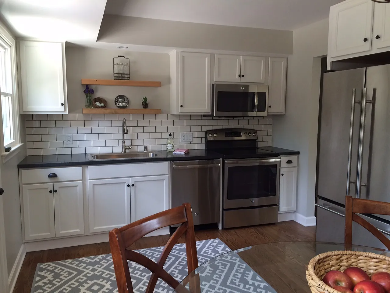 W151N8711 Marshall Dr photo 1