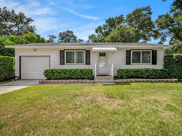 707 2nd St SE, Largo, FL 33771