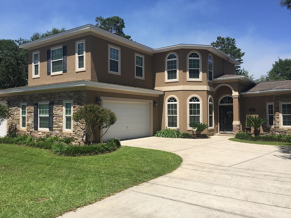 Stucco & Stacked Stone Ext.