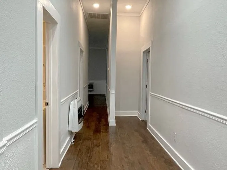 2704 10th Ave — Photo 10