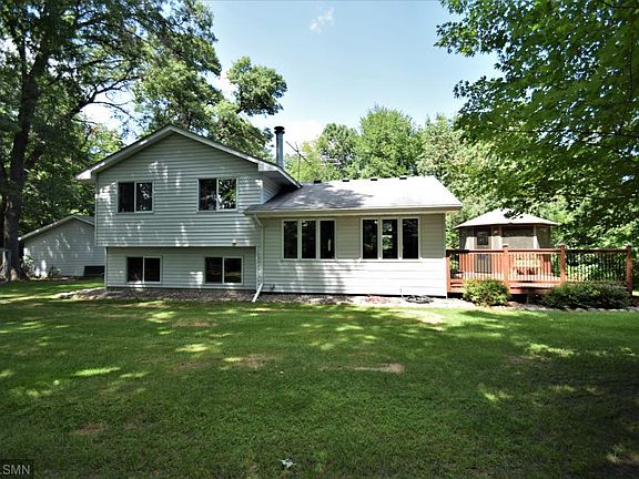 3rd image of 2742 185th Ln NE