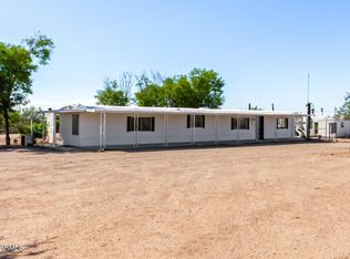 875 W Smoketree St, Apache Junction, AZ 85120