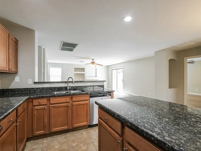 2029 W Allens Peak Dr — Photo 9