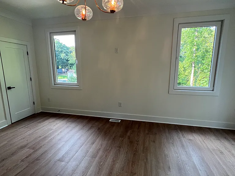 220 Nelson Ave — Photo 15
