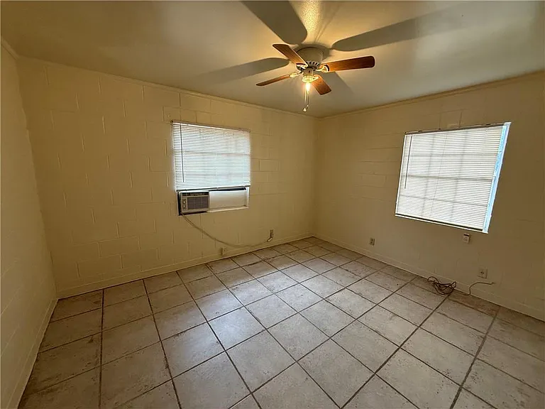 728 Bankhead Pl — Photo 6