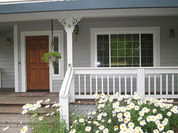 2nd image of 1254 Vintage Way