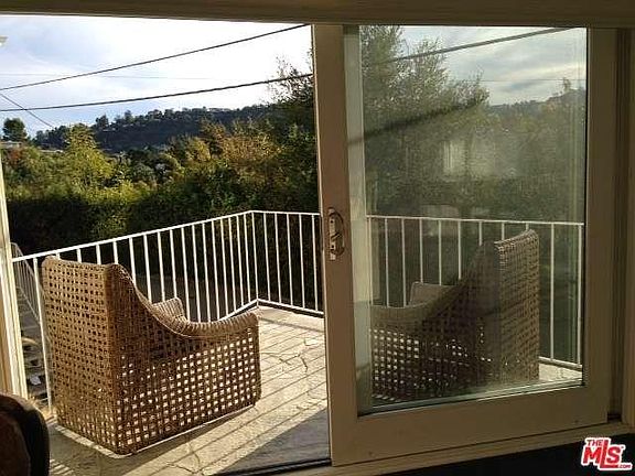 5th image of 3544 Berry Dr