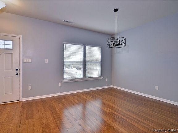 4th image of 10805 White Dogwood Dr