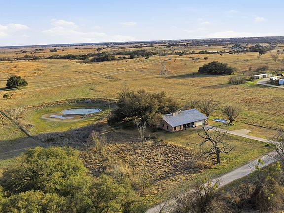 3rd image of 675 County Road 502