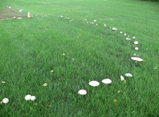 7962 Glenwood Dr, Roscoe, IL 61073