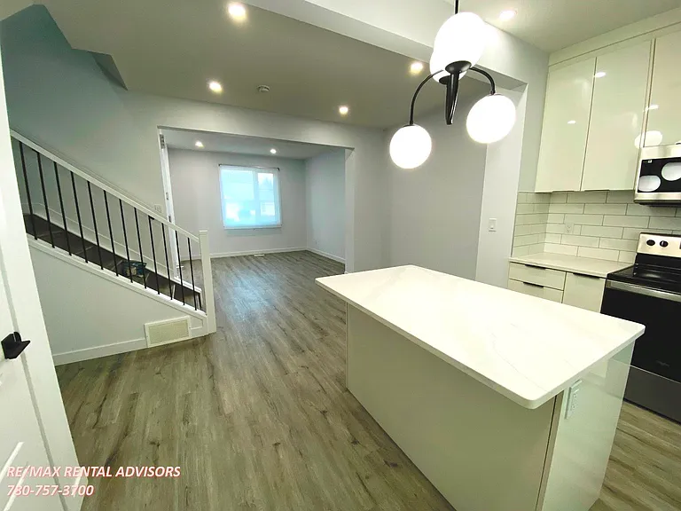 14723 106th Ave NW #UPPER A — Photo 5