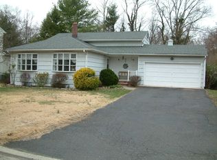 601 Beechwood Ave, Middlesex, NJ 08846