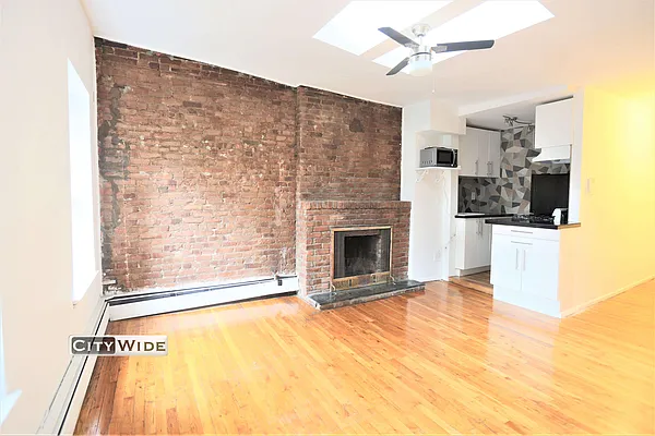 Rented by City Wide Apartments | media 3