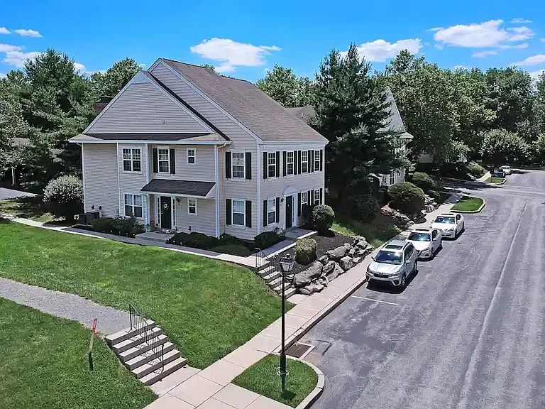 Exton Crossing Apartment Homes — Photo 49