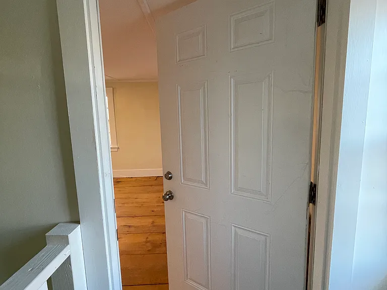 12 Fleet St #B — Photo 16
