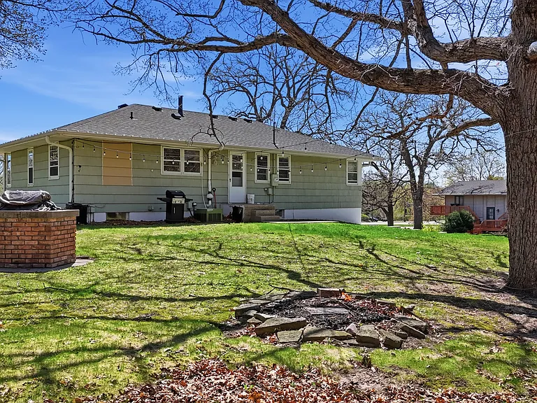 6930 Highway 55 — Photo 39