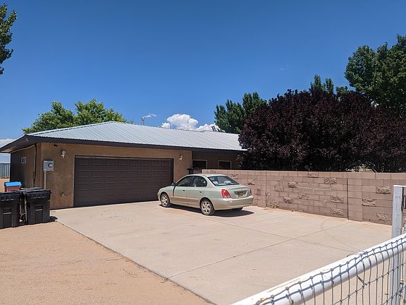 2nd image of 8 Miguel Ln