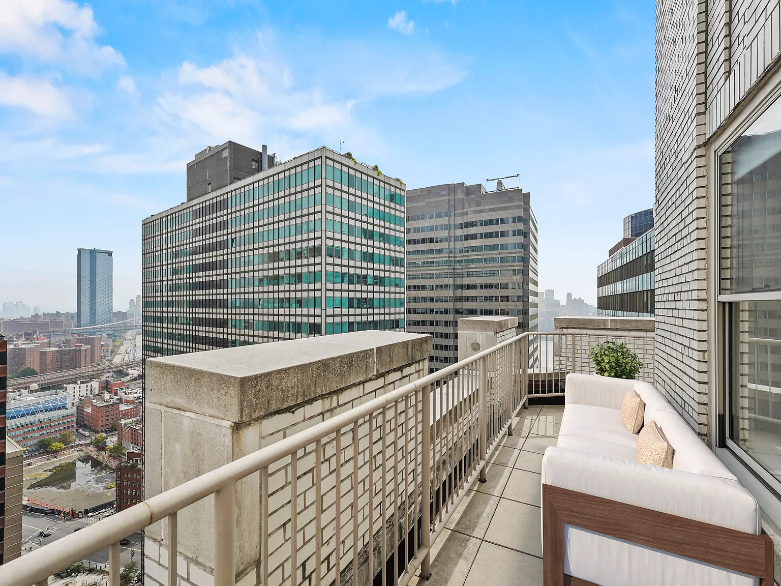 116 John Street — Photo 3