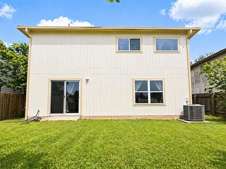 1405 Sheltie Ln — Photo 13