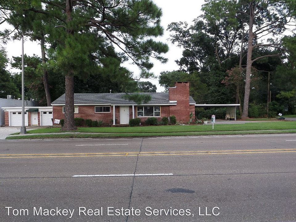 2nd image of 665 S Foster Dr
