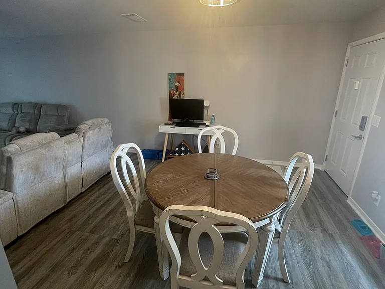 1644 El Camino Rd #3 — Photo 17