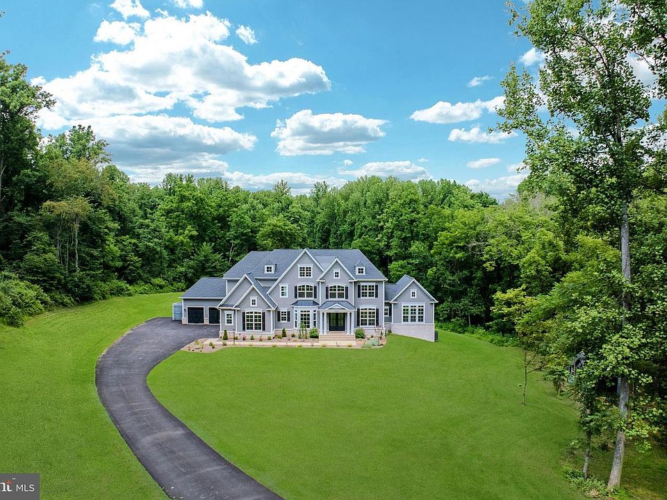 1st image of 19016 Bridle Branch Ln
