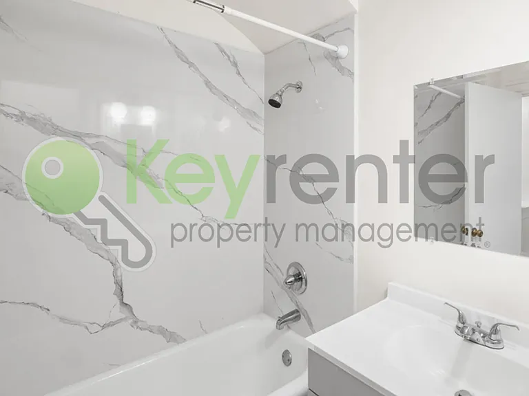 2905 Garfield Ave — Photo 9