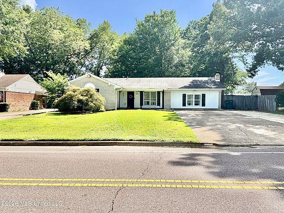 2nd image of 8201 Canterbury Dr