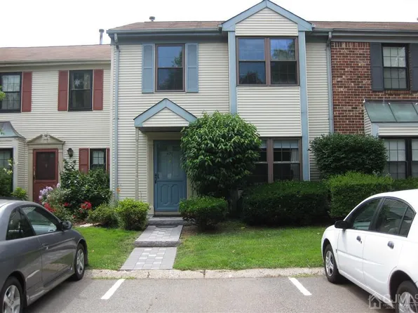 476 Harwick Ct #2476, Piscataway, NJ 08854