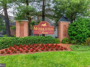 13286 Holly Meadow Ln, Herndon, VA 20171